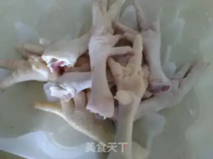 Make Spicy chicken claws step 0
