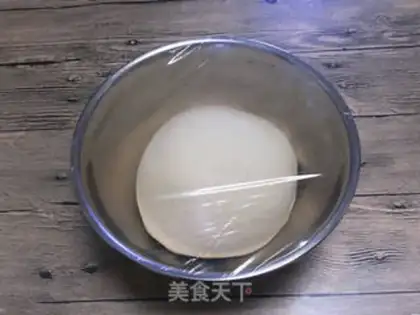 Make Double-coloured pan paste step 1