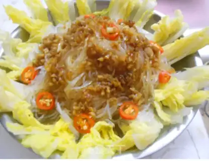 Make Garlic fan dolls step 5