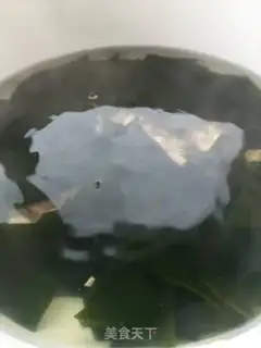Make The dry bees and sea soup step 2
