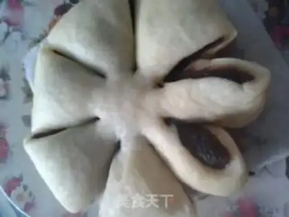 Make Flower bread step 6