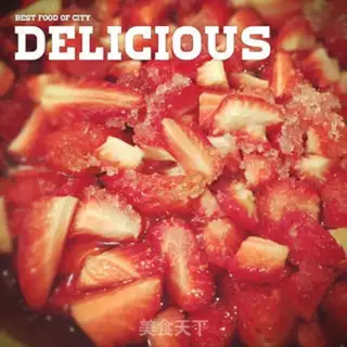 Make Homemade strawberry jam step 1