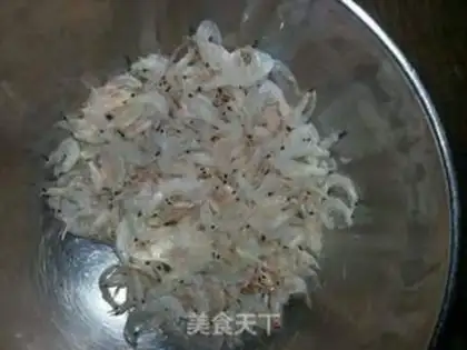 Make Cream shrimp omelet soup step 2