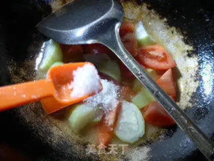 Make Tomatoes are cooking at night step 9