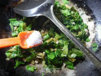 Make Meat crumbs and swirling leaves step 6
