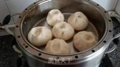 Make Frozen pork buns step 12
