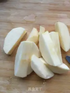Make pineapple juice step 1