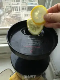 Make pineapple juice step 3