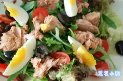 Make Black vinegar tuna salad step 2