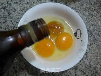 Make Cricket eggs, fried noodles step 3