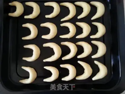 Make Souffle moon cake step 5