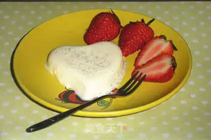 Make Strawberry cream step 7