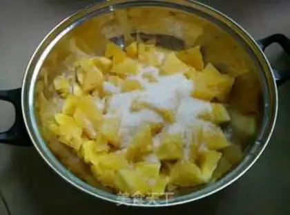 Make Pineapple jam step 2
