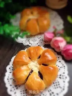 Make The potato flower bread step 12