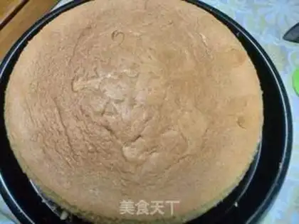 Make Little white rabbit cream cake step 0