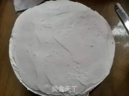 Make Little white rabbit cream cake step 8