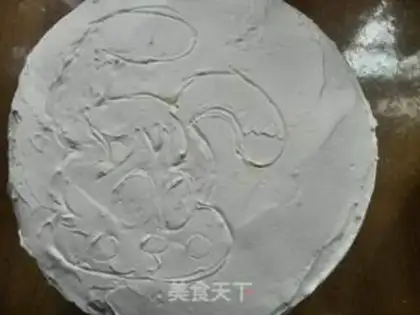 Make Little white rabbit cream cake step 9