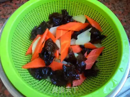 Make Black pepper tartin step 1