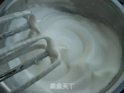 Make Strawberry roll step 0