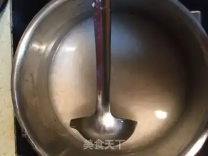 Make The cherry rose lily step 1