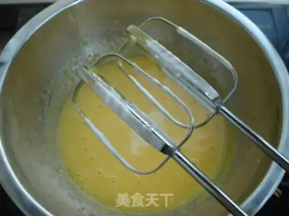 Make Strawberry roll step 3