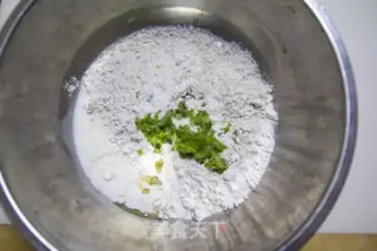 Make Onion soda cookies step 0