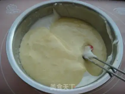 Make Strawberry roll step 7