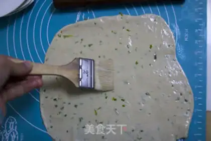 Make Onion soda cookies step 2