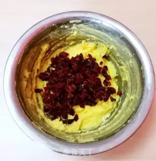 Make Cranberry cookies step 3