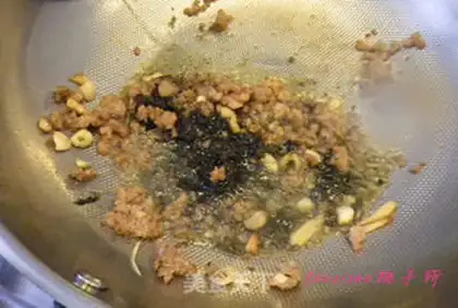 Make The last four seasons of gravy step 5