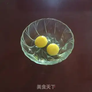 Make Fried eggs step 1