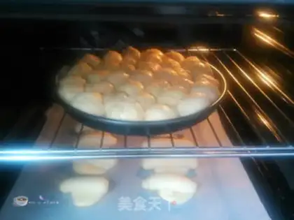 Make Money coconut bread step 7