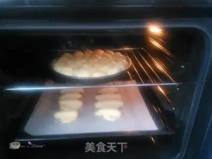 Make Money coconut bread step 8