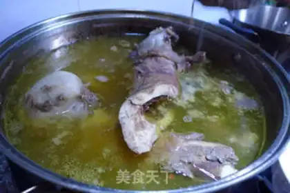 Make Scratch the lamb step 4