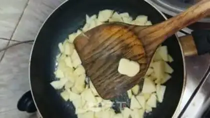 Make Apple pie step 2