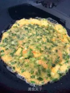 Make Fried eggs for onion shrimp step 3