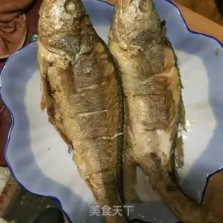 Make Squirt the yellowfish step 0