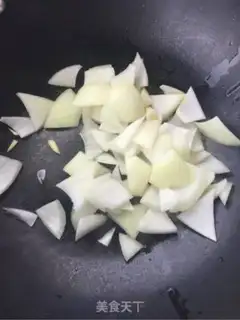 Make Curry potato chicken step 3