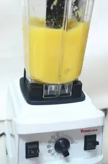 Make Fresh orange juice step 2