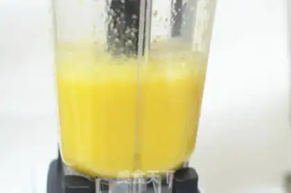 Make Fresh orange juice step 3