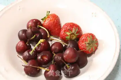 Make Fresh Sweet Fruit Tower step 14