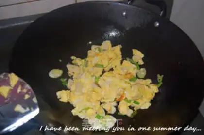 Make Tomato eggs, saliva step 3
