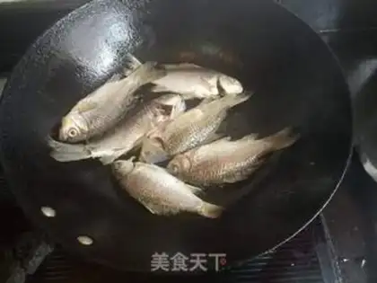 Make Squid soup step 1