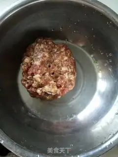 Make Eggs and meat buns step 1