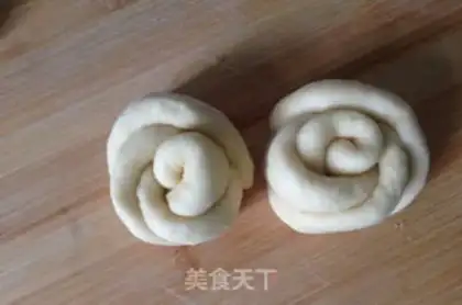 Make Rose bread step 10