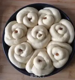 Make Rose bread step 12