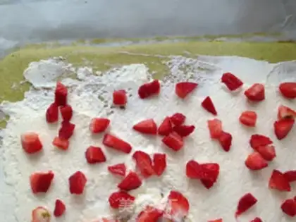 Make Cake roll step 16