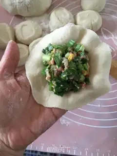 Make Eggs and meat buns step 6