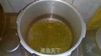 Make Scrambling tea and green bean sand step 2