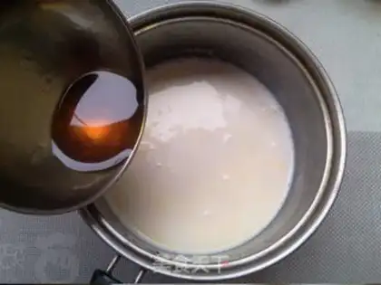 Make Strawberry caramel pudding step 4